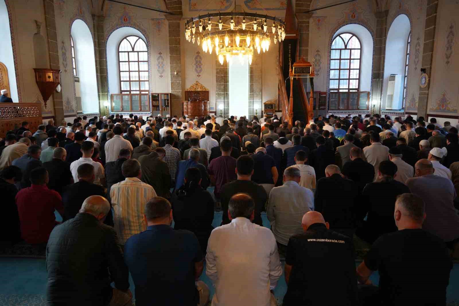 Samsun’da Kurban Bayramı namazı kılındı 