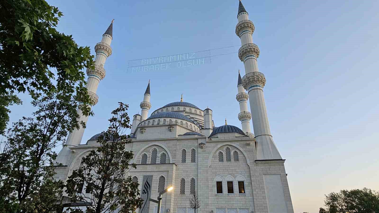 Zonguldak’ta bayram namazı kılındı 