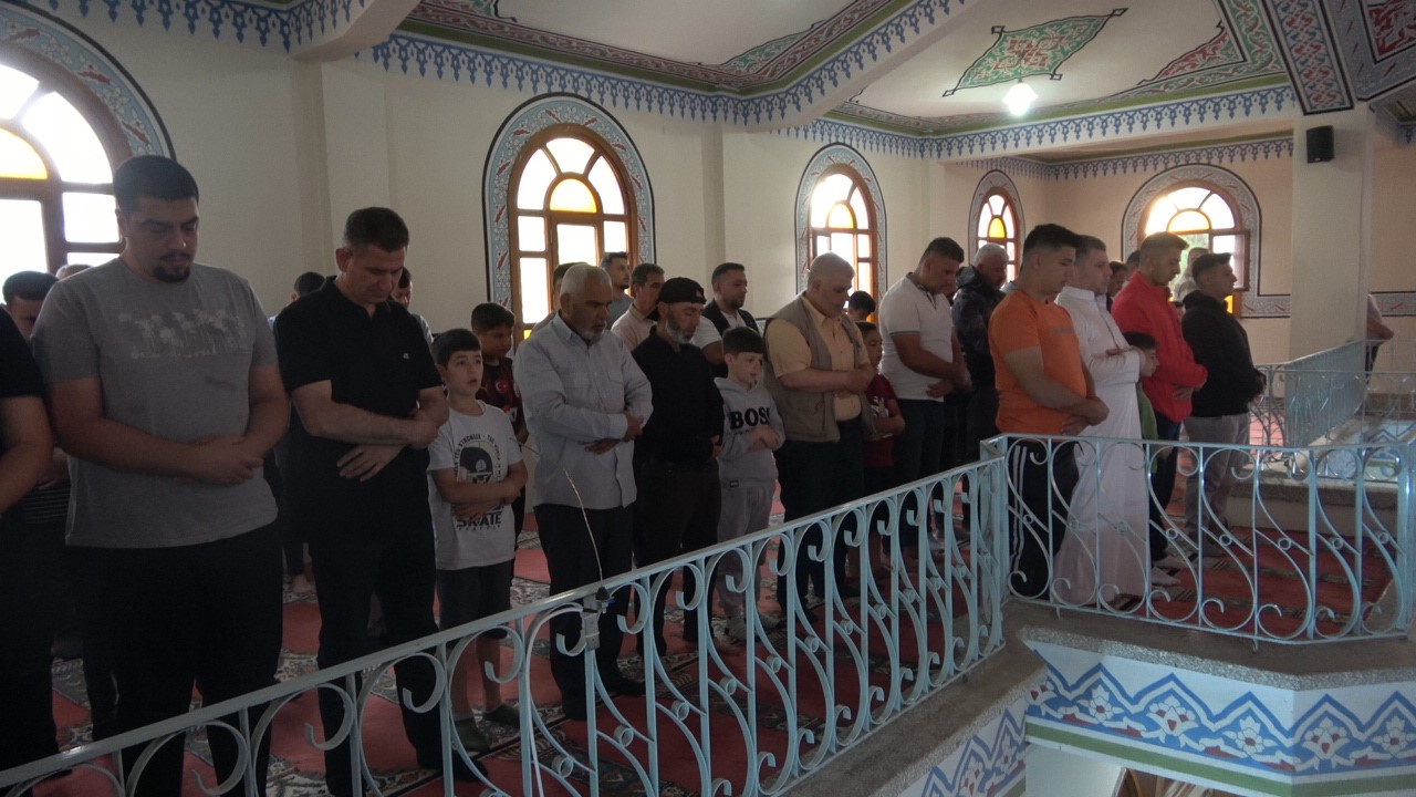 Kilis’te Kurban Bayramı sevinci: Camiler doldu 