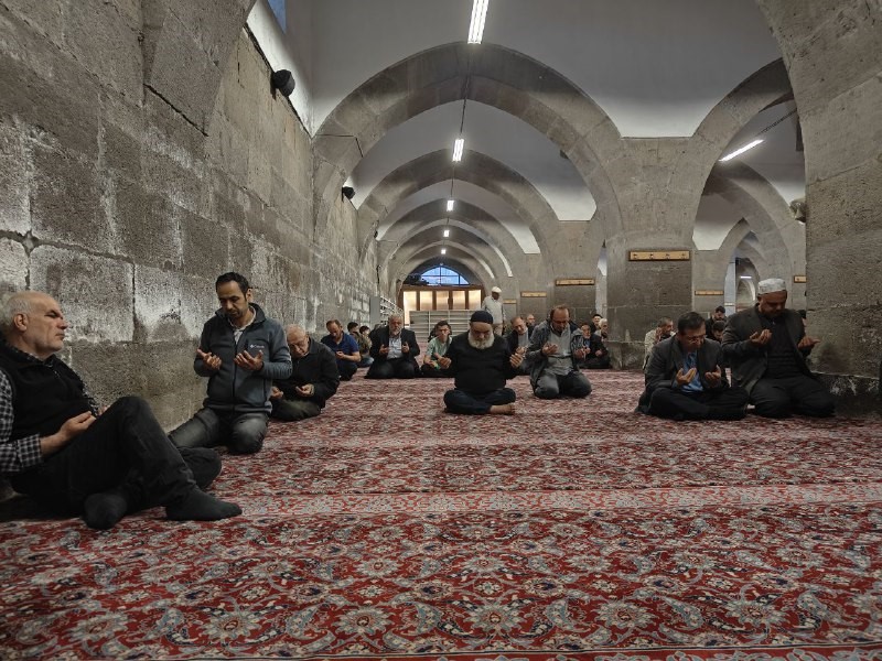 Kayseri’de Bayram Namazı’nda camiler doldu 
