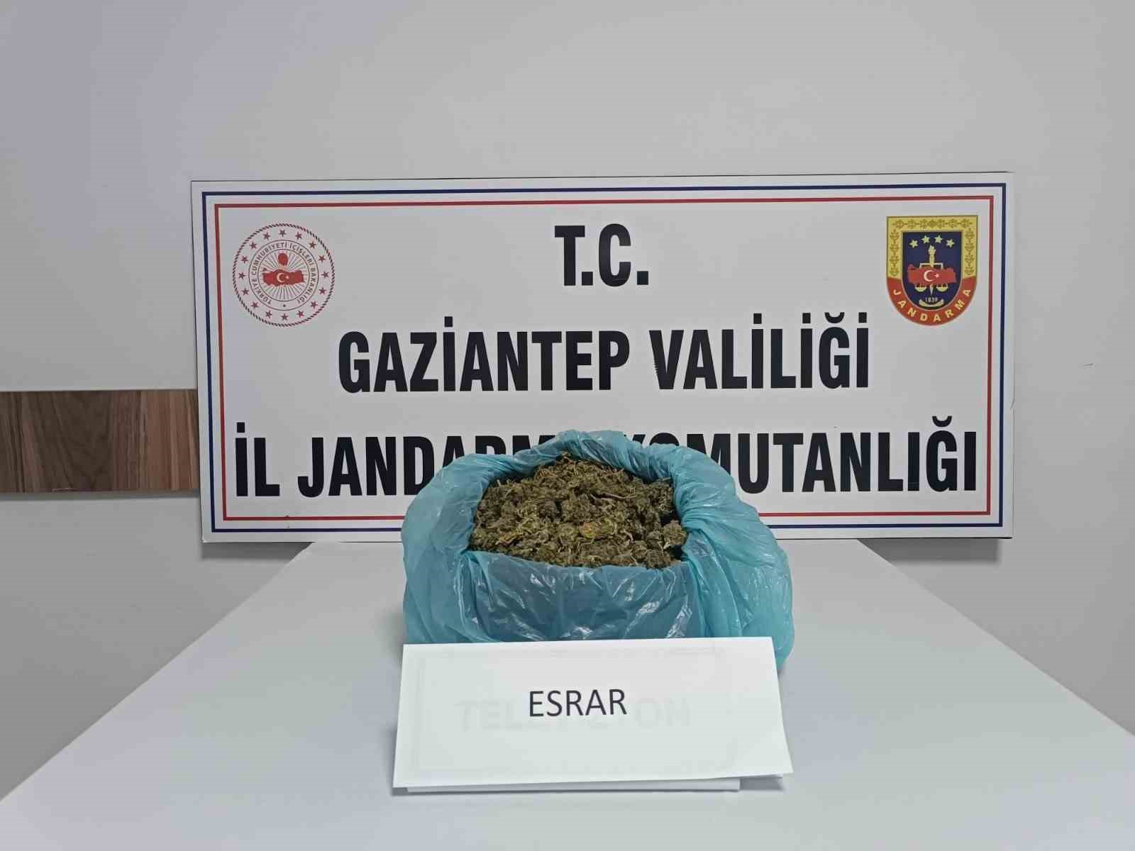 Gaziantep’te kaçakçılık ve uyuşturucu operasyonları: 12 tutuklama 