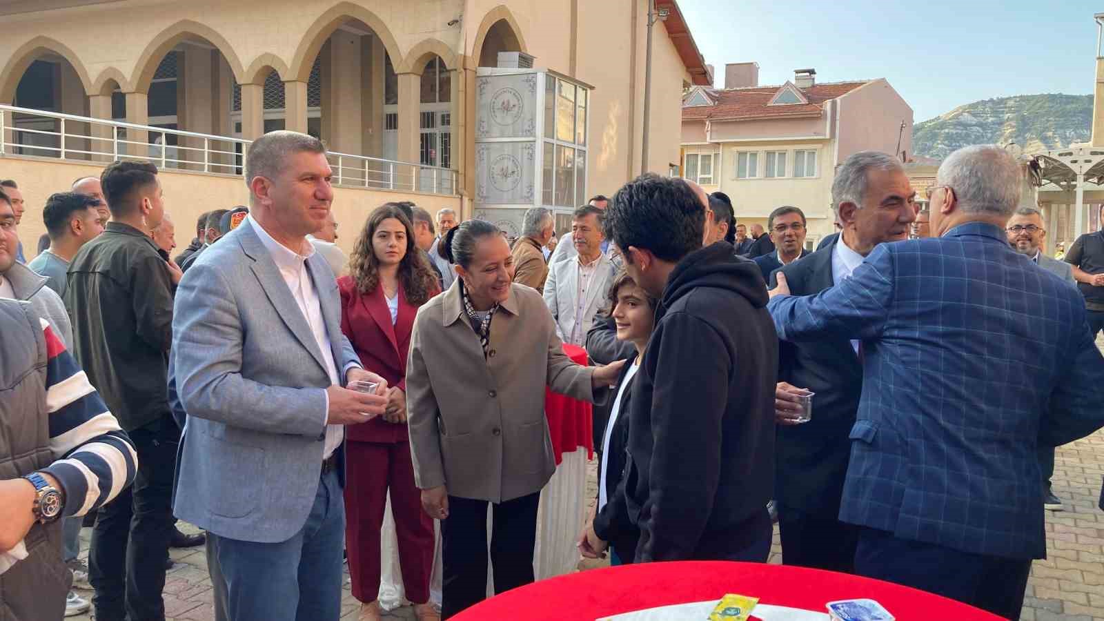 Burdur’da Kurban Bayramı namazı eda edildi 