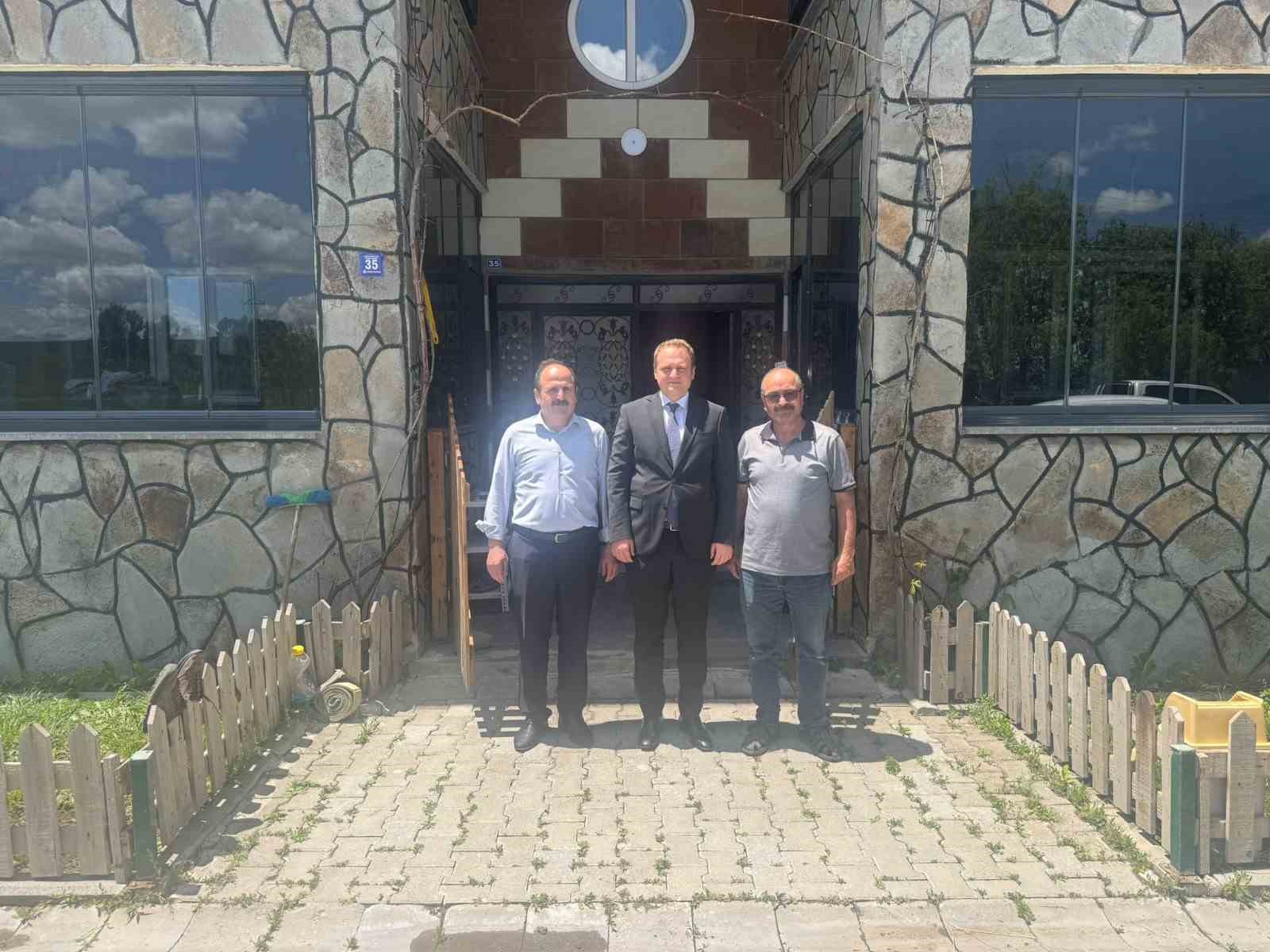 Kaymakam Koşansu’dan şehit aileleri ve gazilere bayram ziyareti 