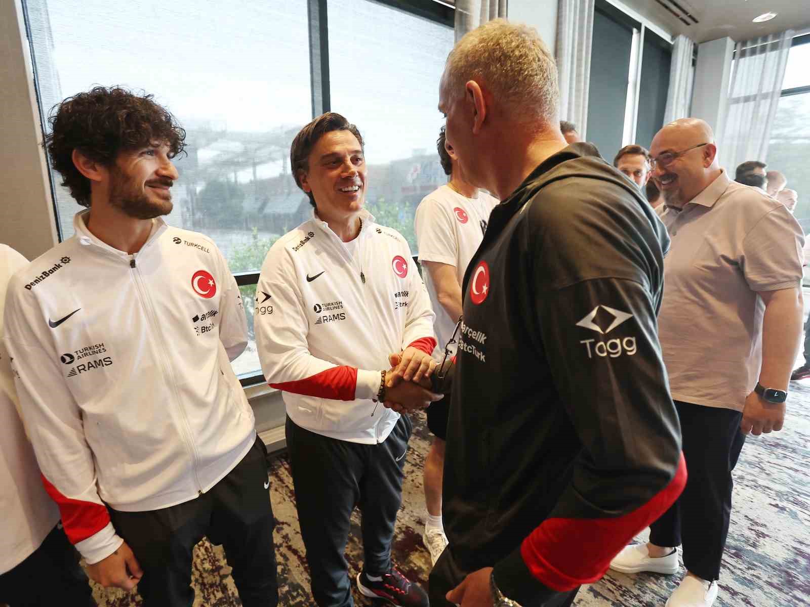 A Milli Takım’da bayramlaşma töreni yapıldı 
