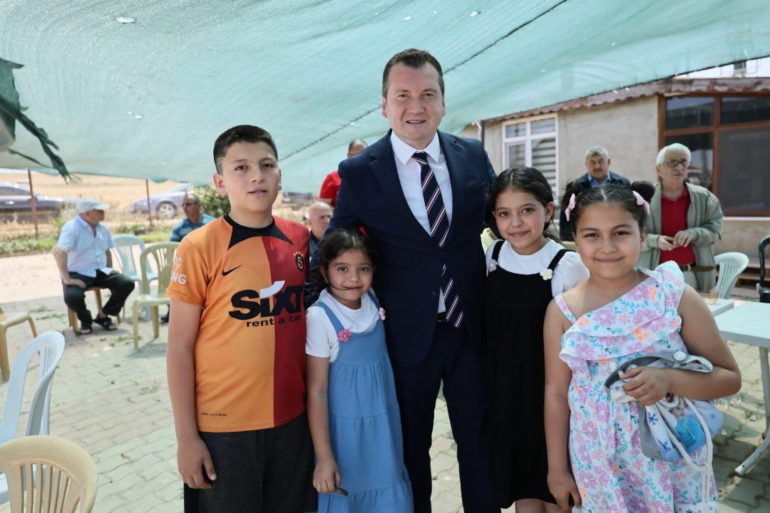 Silivri Belediye Başkanı Bora Balcıoğlu köylerde vatandaşlarla bayramlaştı 