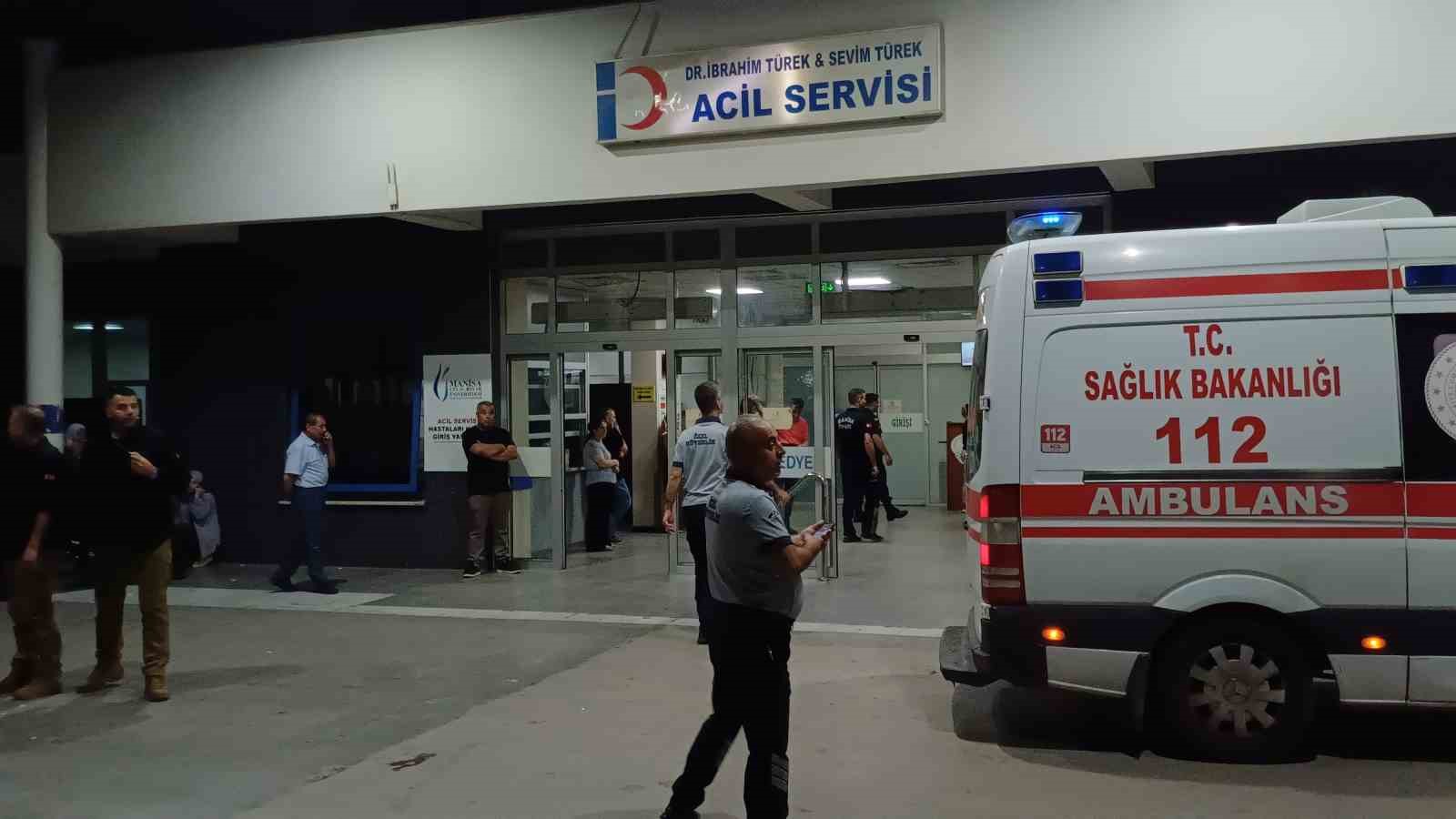 Manisa Belediye Başkanı Ferdi Zeyrek elektrik çarpması sonucu hastaneye kaldırıldı