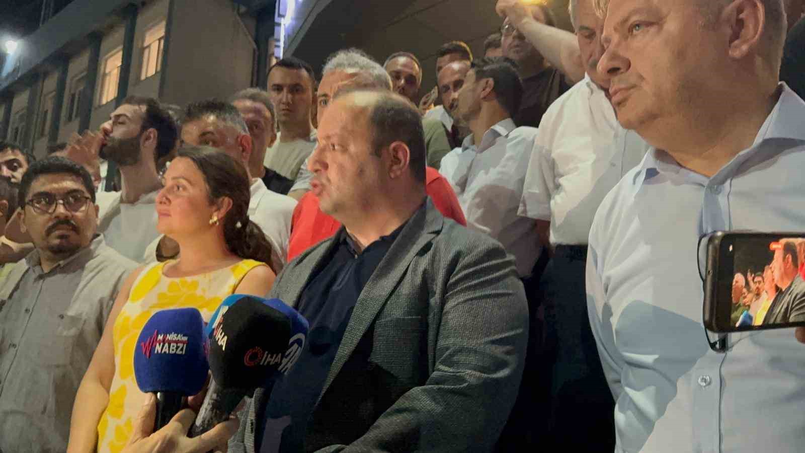 Başkan Zeyrek 70 dakikalık kalp masajı sonrası hayata döndü 