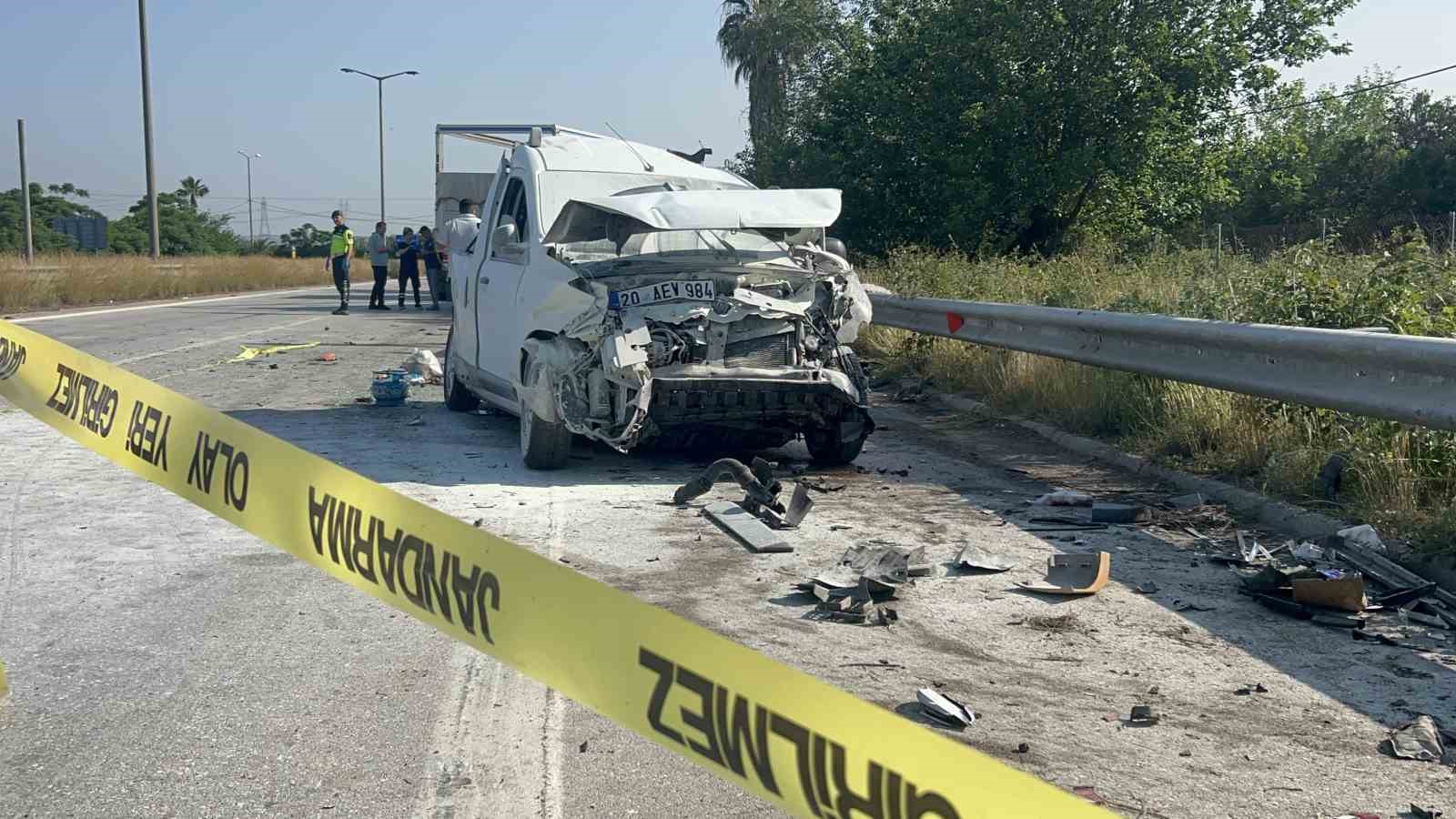 Hatay’da kamyon 3 aracı biçti: 1 ölü, 10 yaralı 