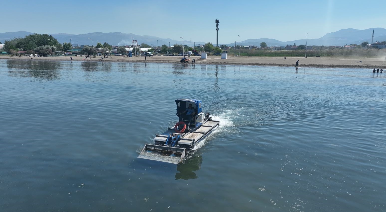 Bursa plajlarında sezon hazırlığı 