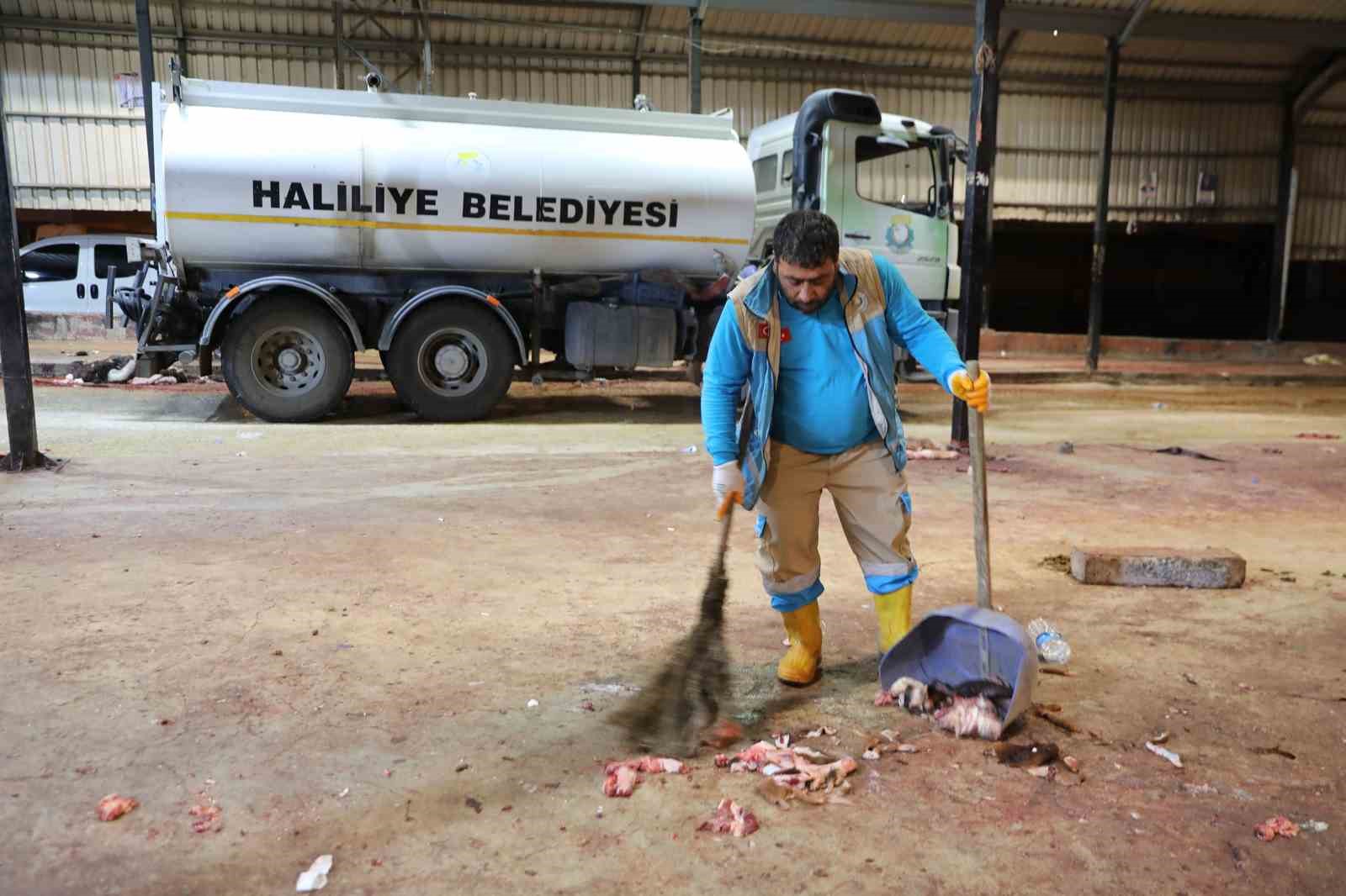 Haliliye Belediyesi 662 personeliyle sahada 