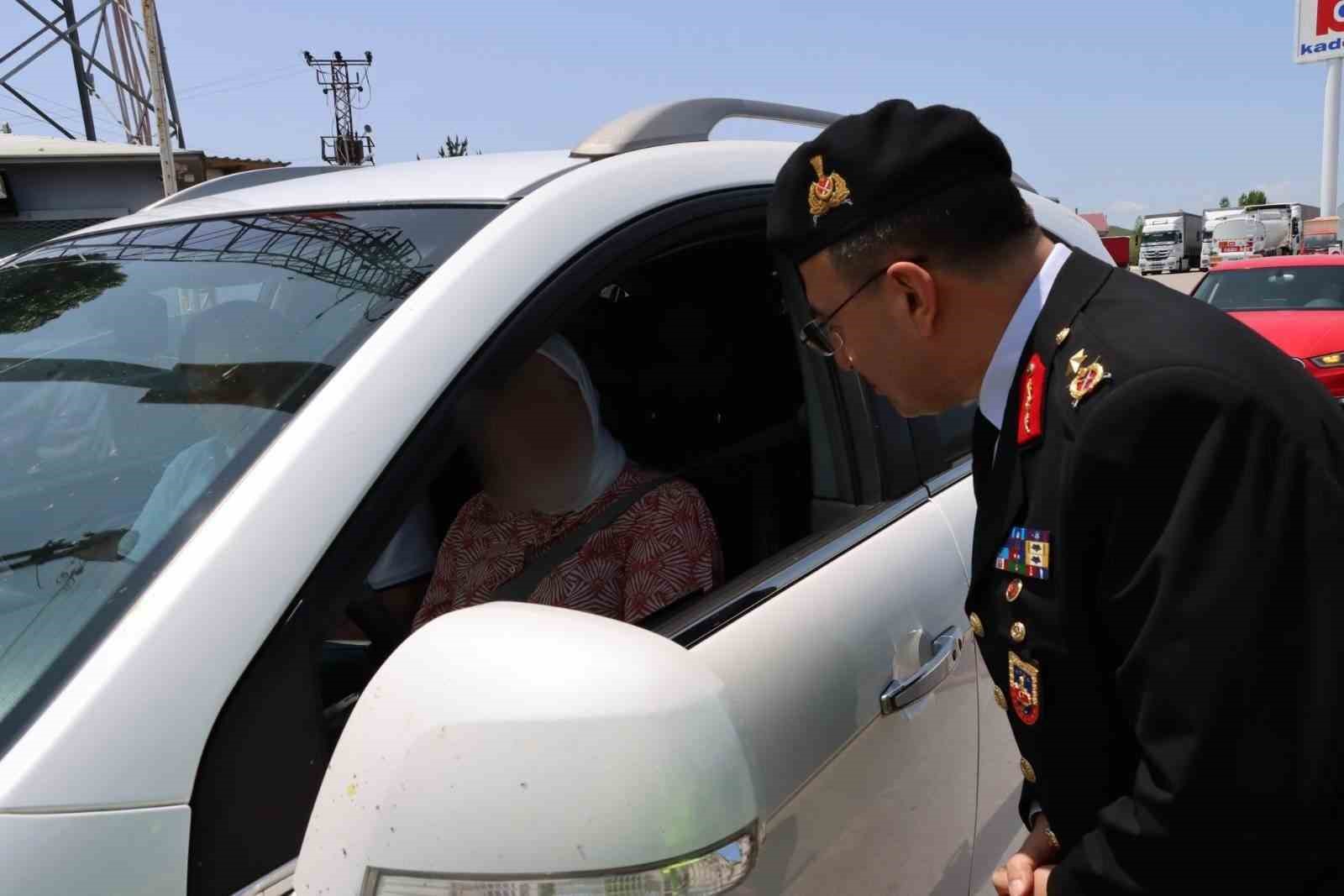 Jandarmadan bayram denetimleri sürüyor 