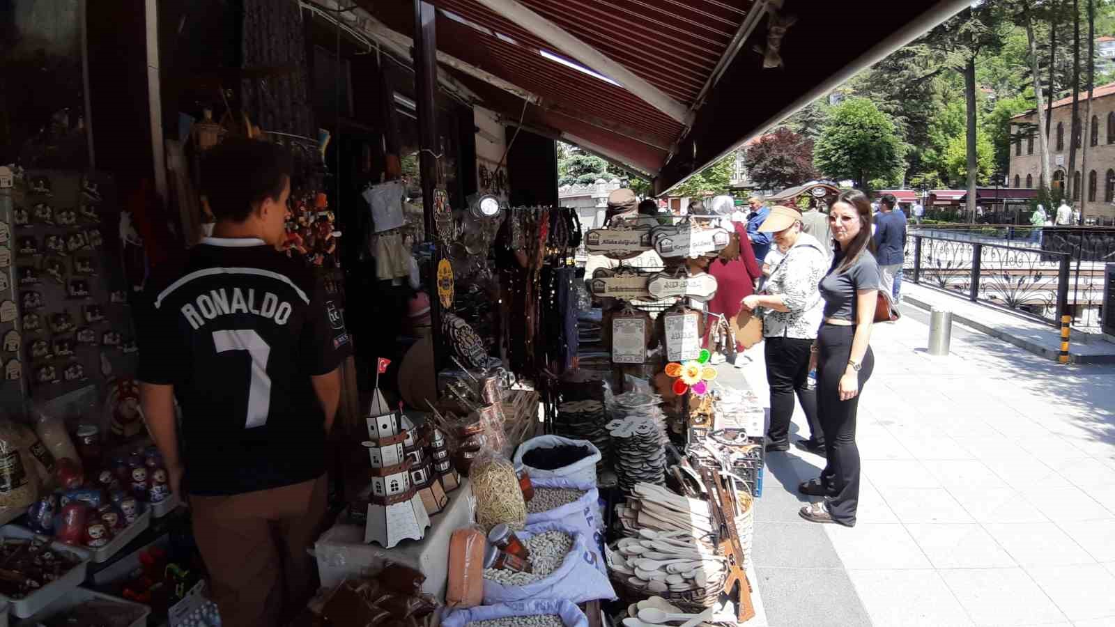 Akşemseddin Hazretleri Türbesine bayram tatilinde yoğun ilgi 