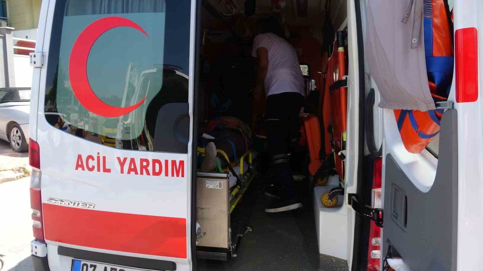 Irak’tan tatile gelen aileye kaza şoku: 3 yaralı 