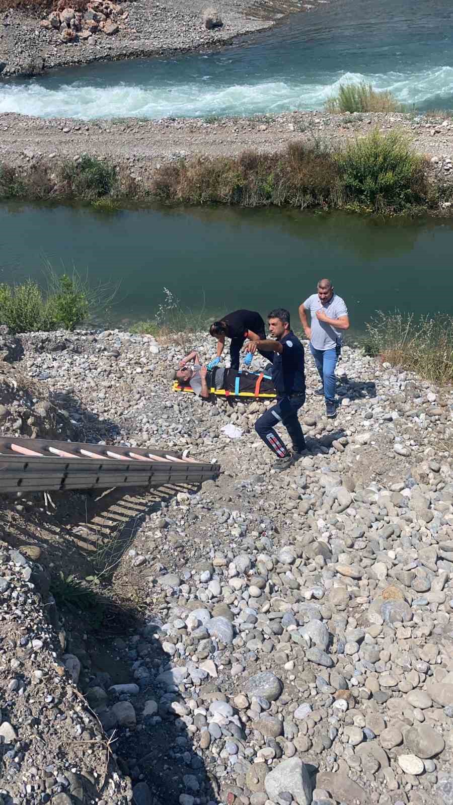Ortaca’da uçurumdan düşen bir kişi kurtarıldı 