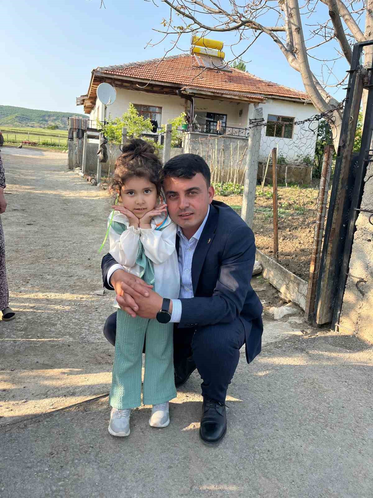 Özükavak Belediye Başkanı Gökçetürk, vatandaşlarla bayramlaştı 