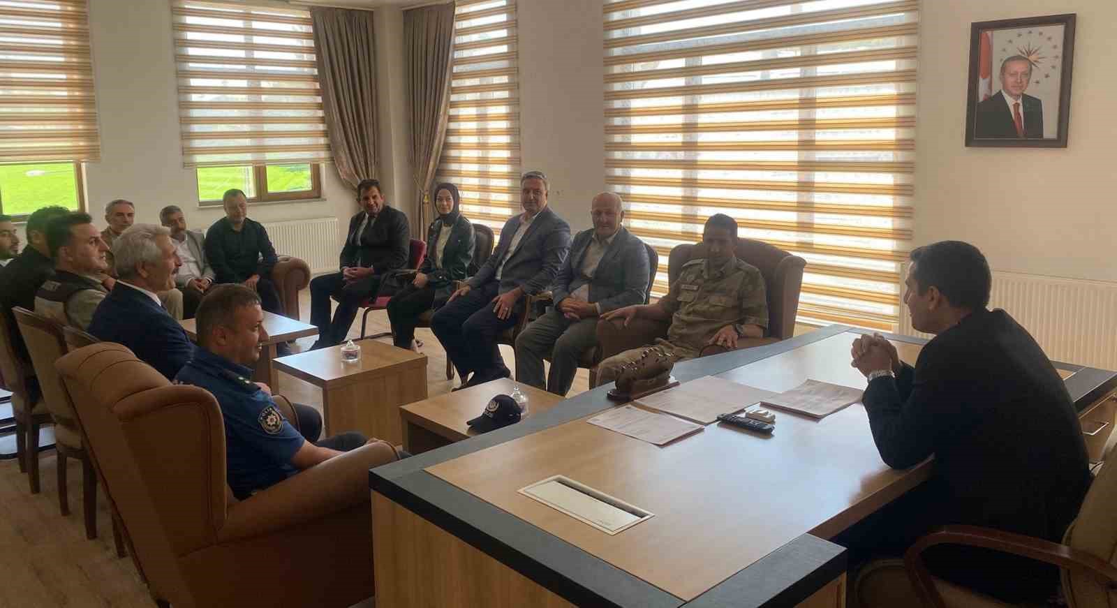 Aydıntepe’de kamu kurum çalışanlarının bayramı kutlandı 