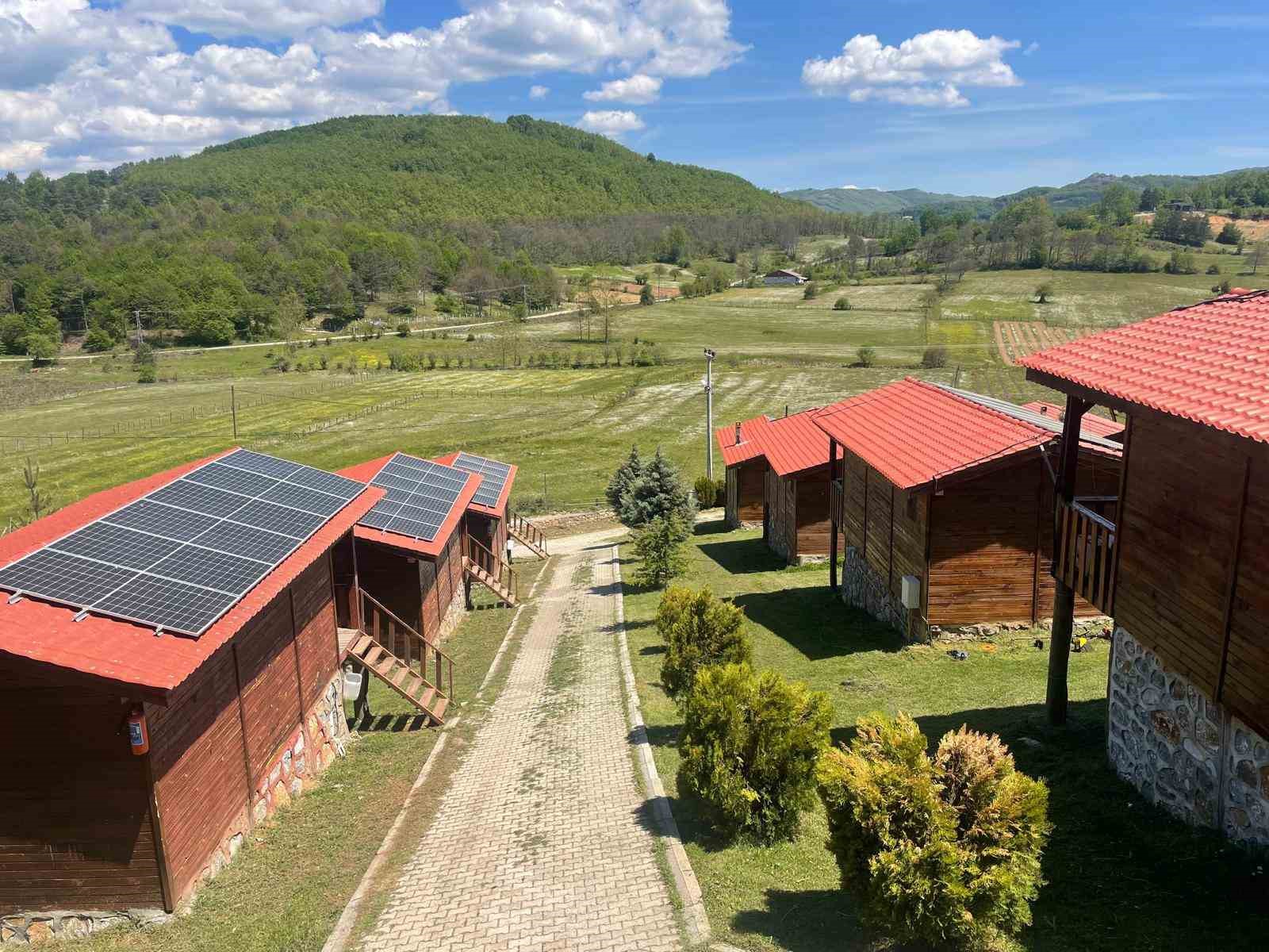 İstanbullular Karadeniz doğası için Gürcü köyünü tercih ediyor 