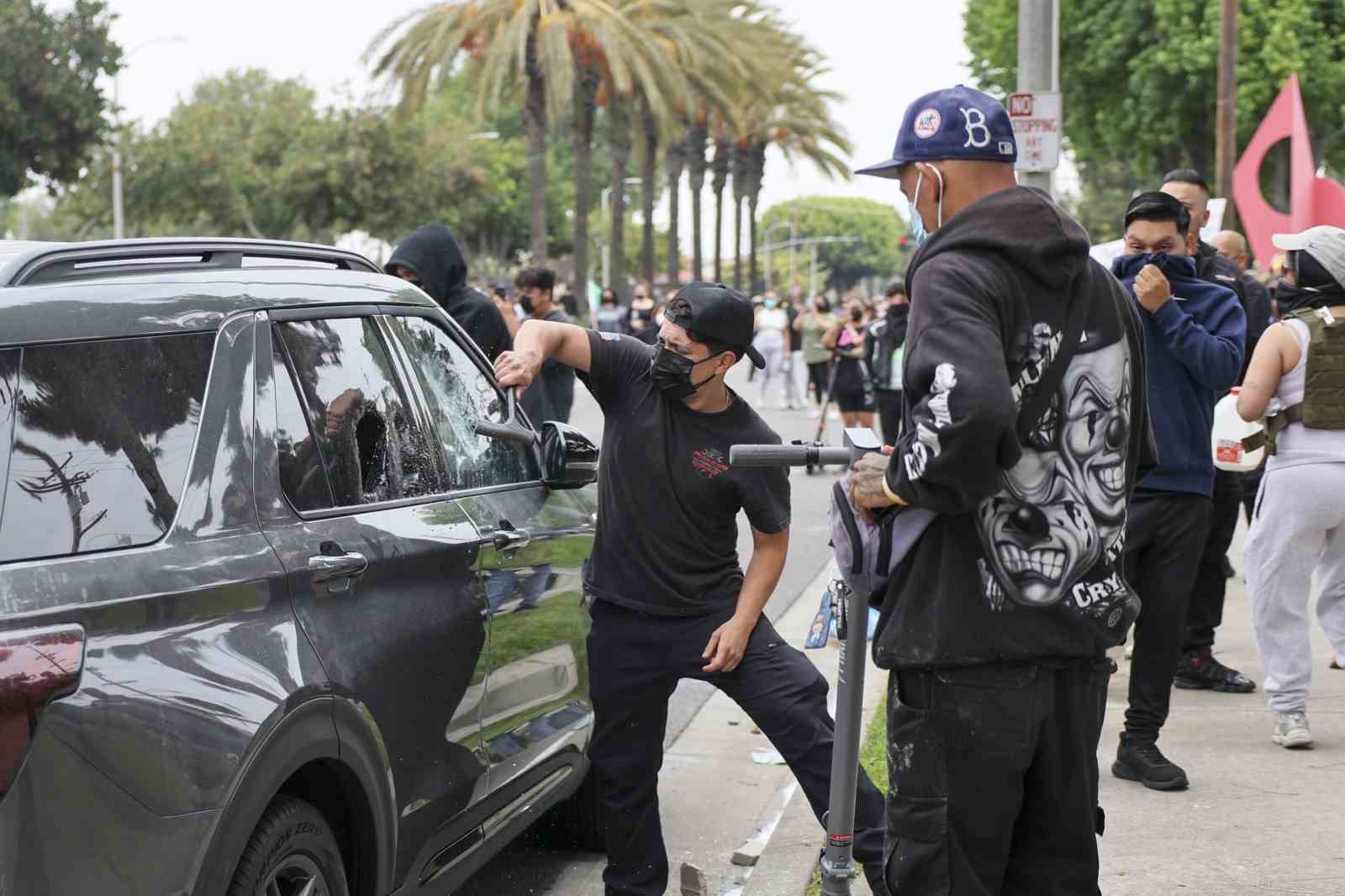 Los Angeles’taki göçmen protestoları şiddetleniyor: 2 bin Ulusal Muhafız görevlendirildi 