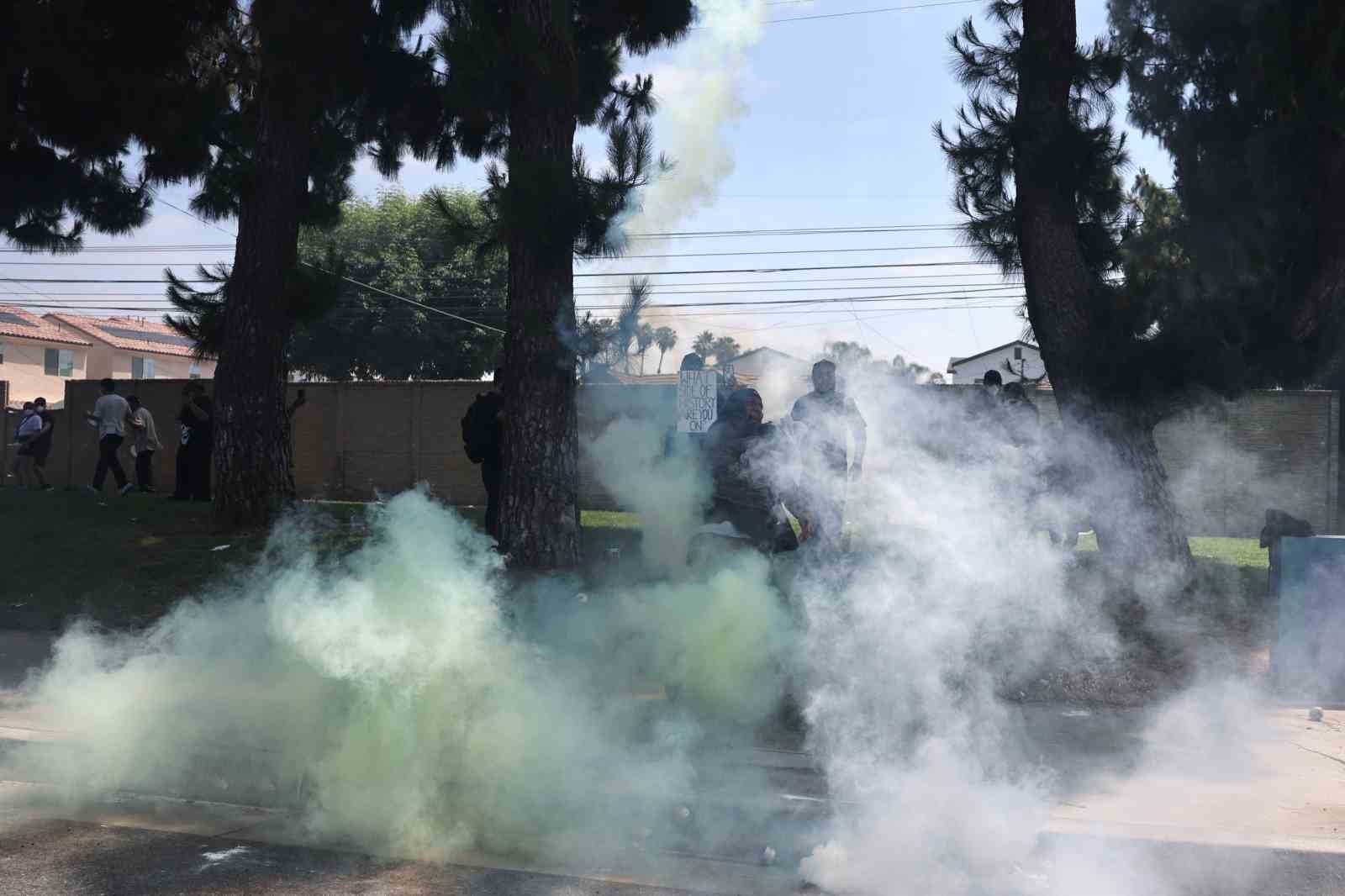 Los Angeles’taki göçmen protestoları şiddetleniyor: 2 bin Ulusal Muhafız görevlendirildi 