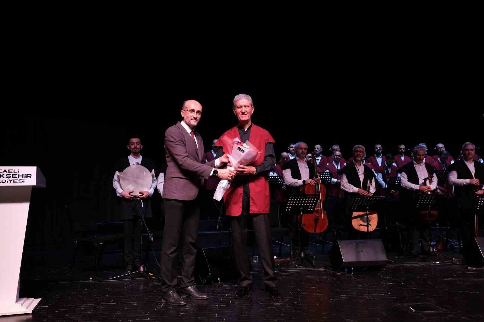 Bu konserde gönüller ilahi aşkla doldu 