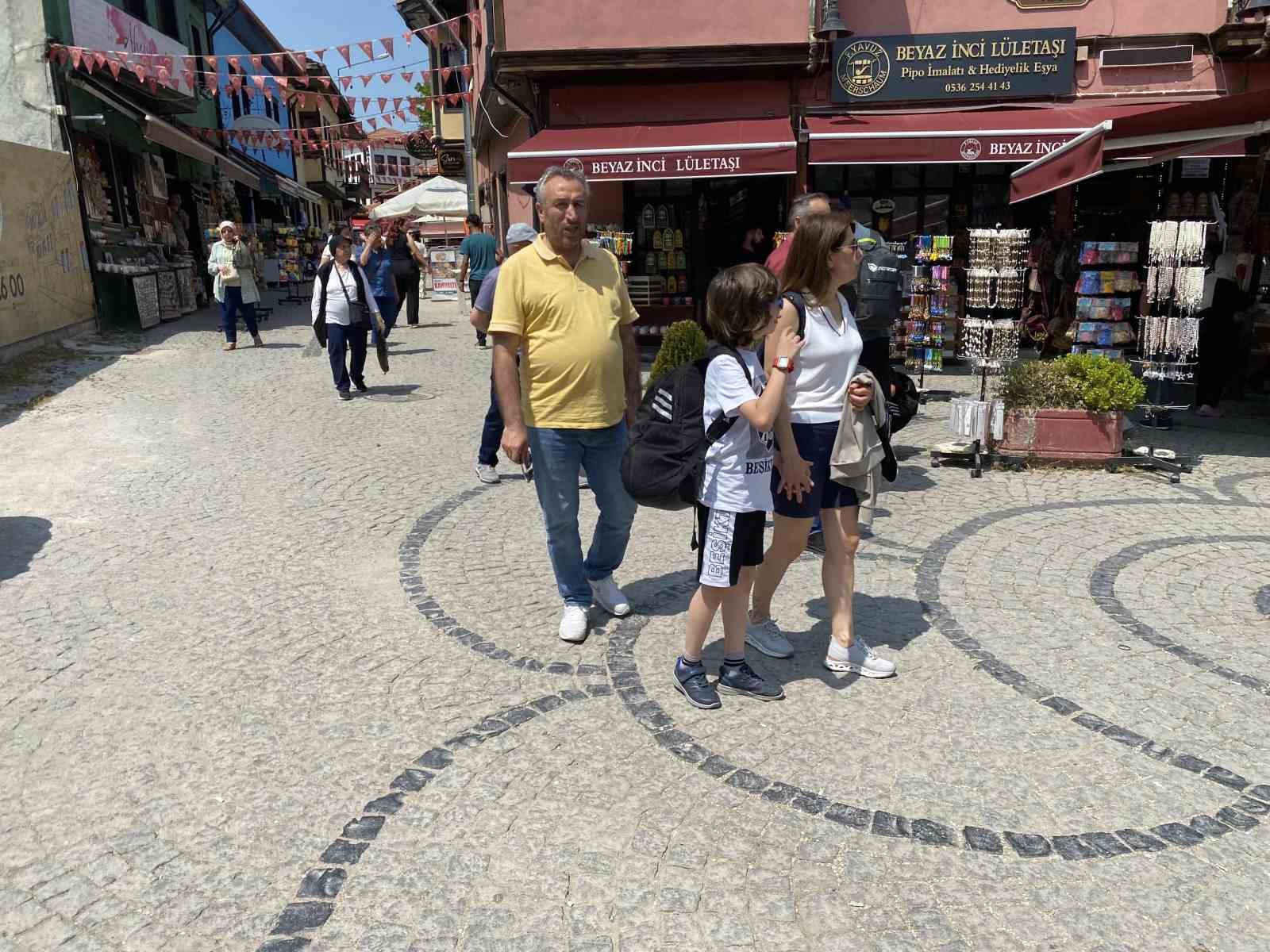 Turistler bayram tatilinde Tarihi Odunpazarı Evleri’ni ziyaret etti 