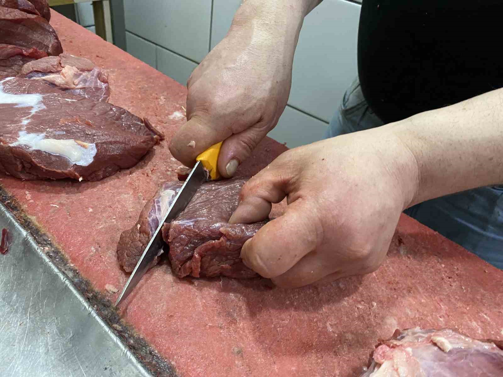 Kasap esnafı et saklarken nelere dikkat edilmesi gerektiğini anlattı 
