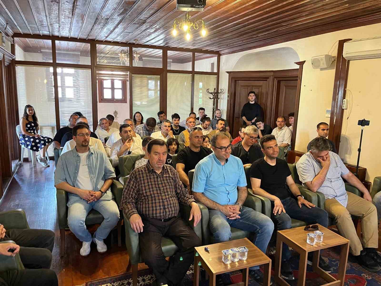 Eskişehir Türk Ocağı’nda coşkulu bayram kutlaması 