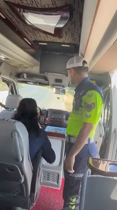 Bursa’da yolcu minibüsüne trafik denetimi 