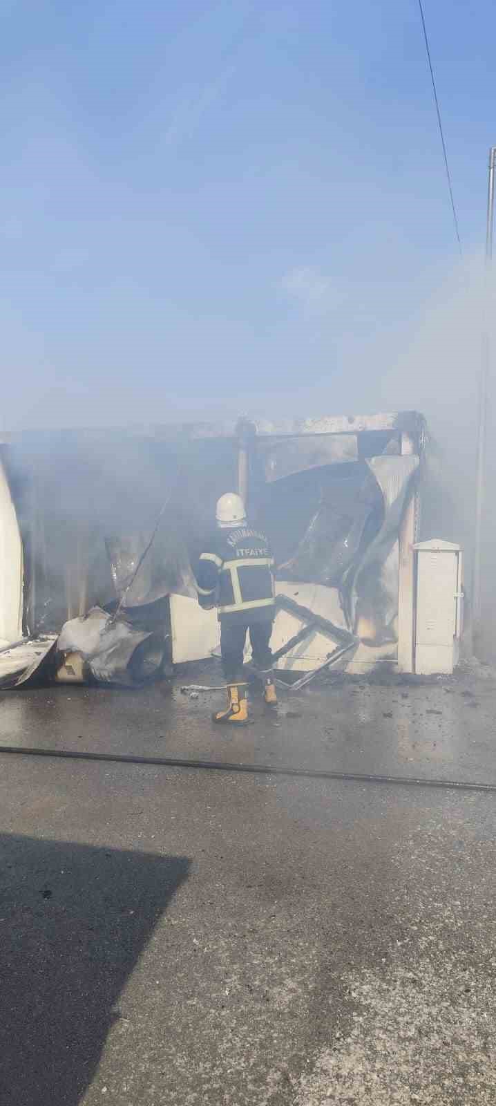 Kahramanmaraş’ta konteyner yangını 