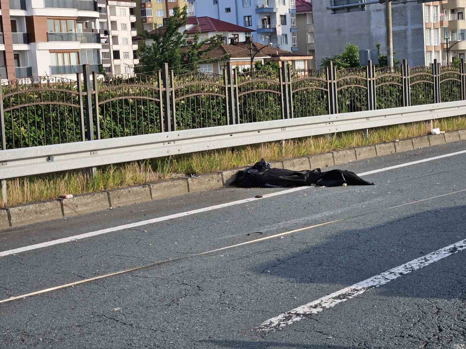 Rize’de bayram dönüşü kaza: 2 ölü, 3 yaralı 