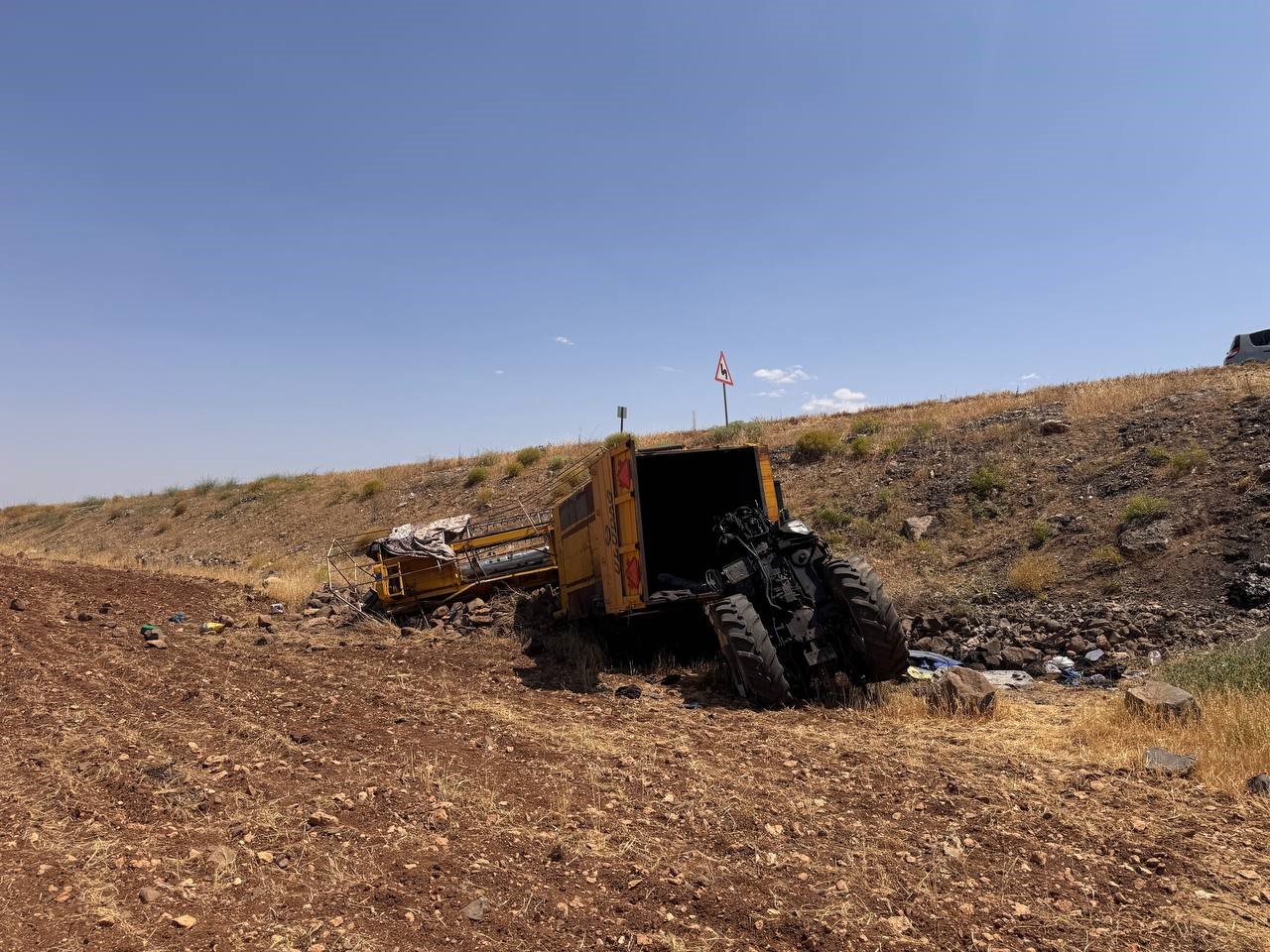 Şanlıurfa’da traktör devrildi: 2 ölü