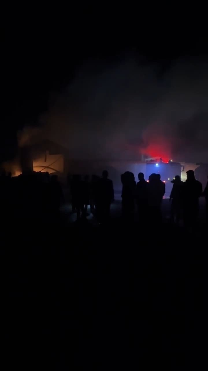 Muş’ta lastik deposunda korkutan yangın