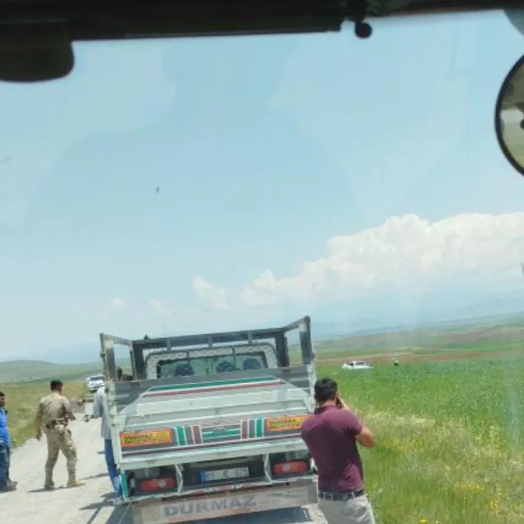 Tutak’ta trafik kazasi iki kişi yaralandı 