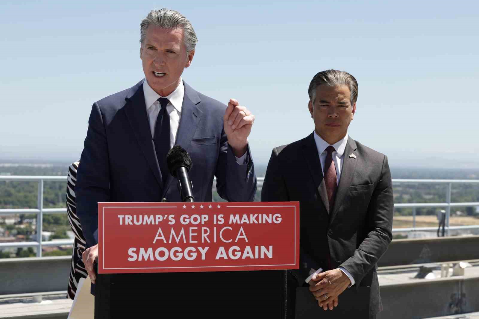 California Valisi Newsom: 
