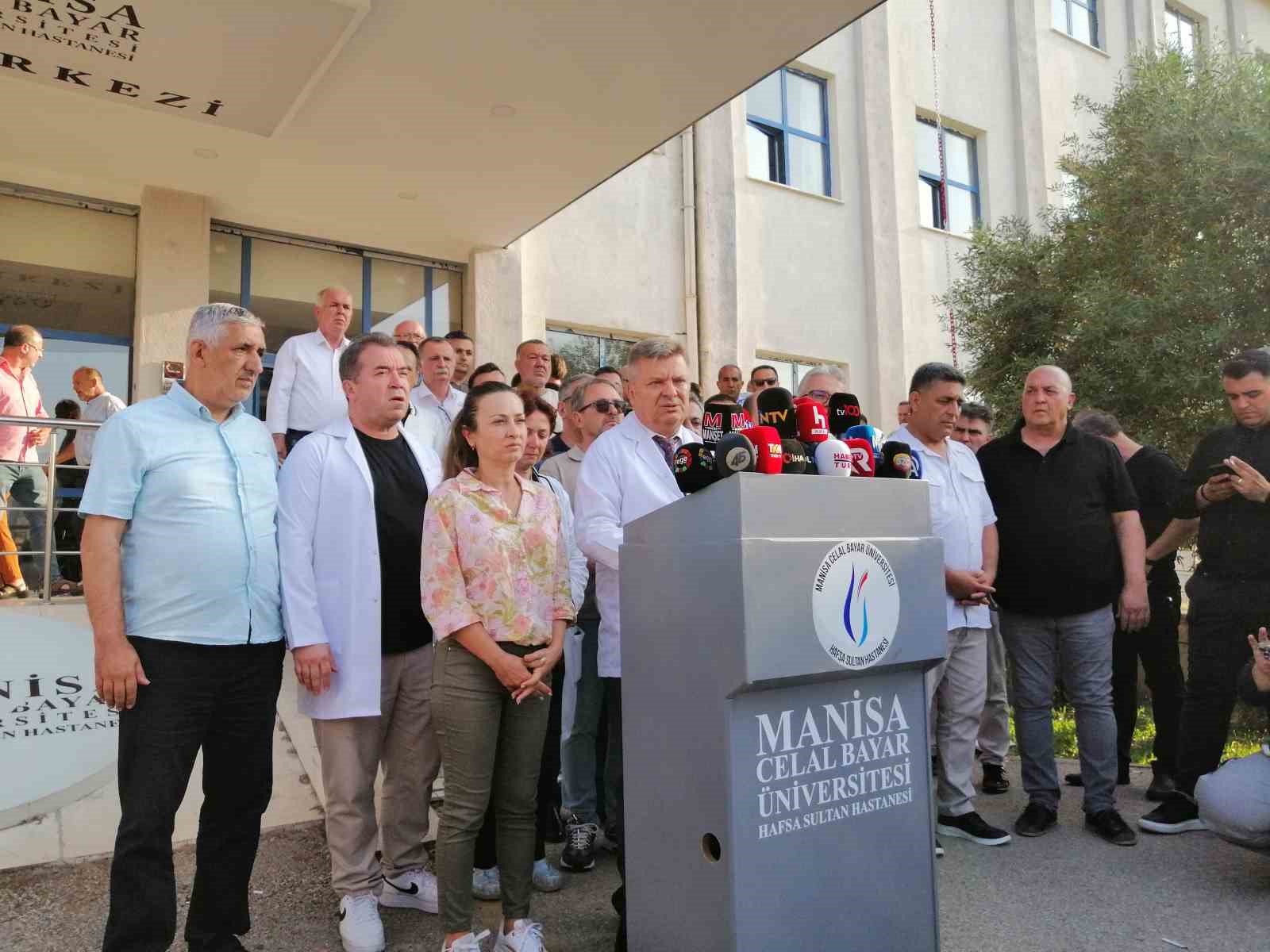Başhekimden Ferdi Zeyrek’in vefatıyla ilgili açıklama 