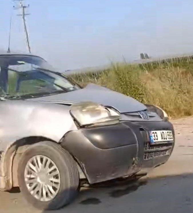 Otomobil ile hafif ticari araç çarpıştı: 7 yaralı 