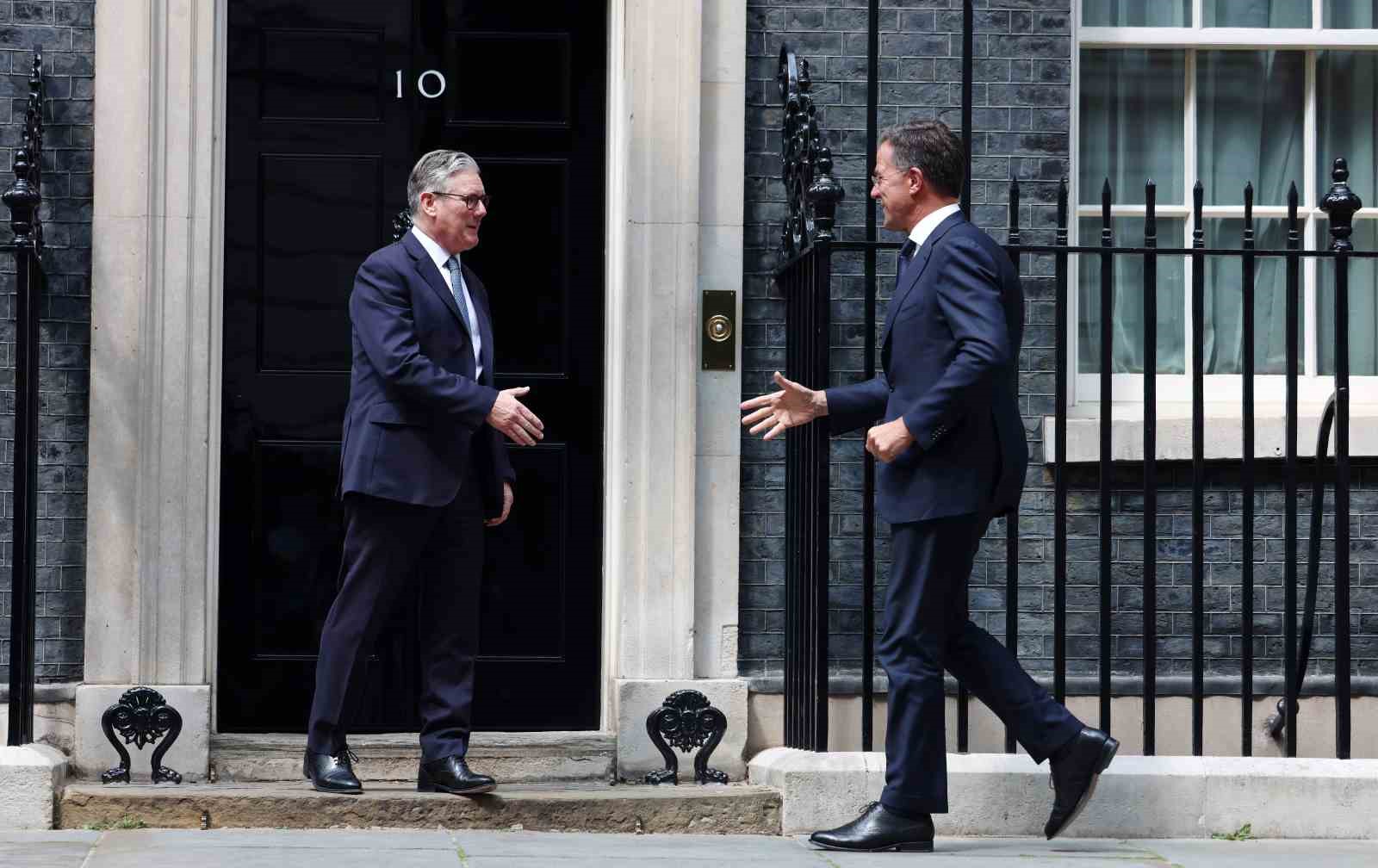 NATO Genel Sekreteri Rutte ile İngiltere Başbakanı Starmer bir araya geldi 