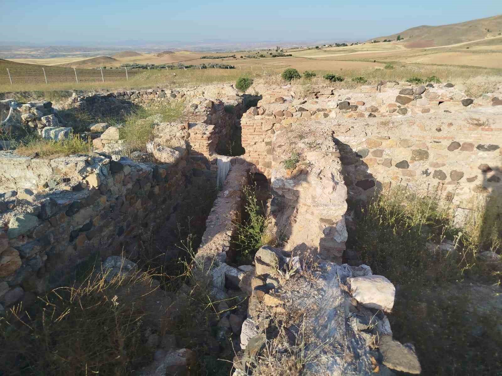 Kültür gezisinde tarihi alan yeniden gündeme geldi 