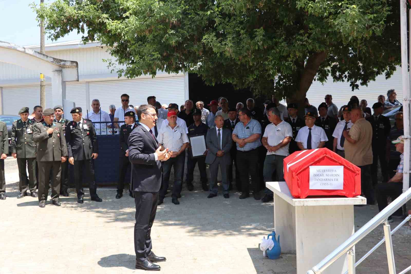 Kıbrıs gazisi İsmail Mardin, Edirne’de son yolculuğuna uğurlandı 