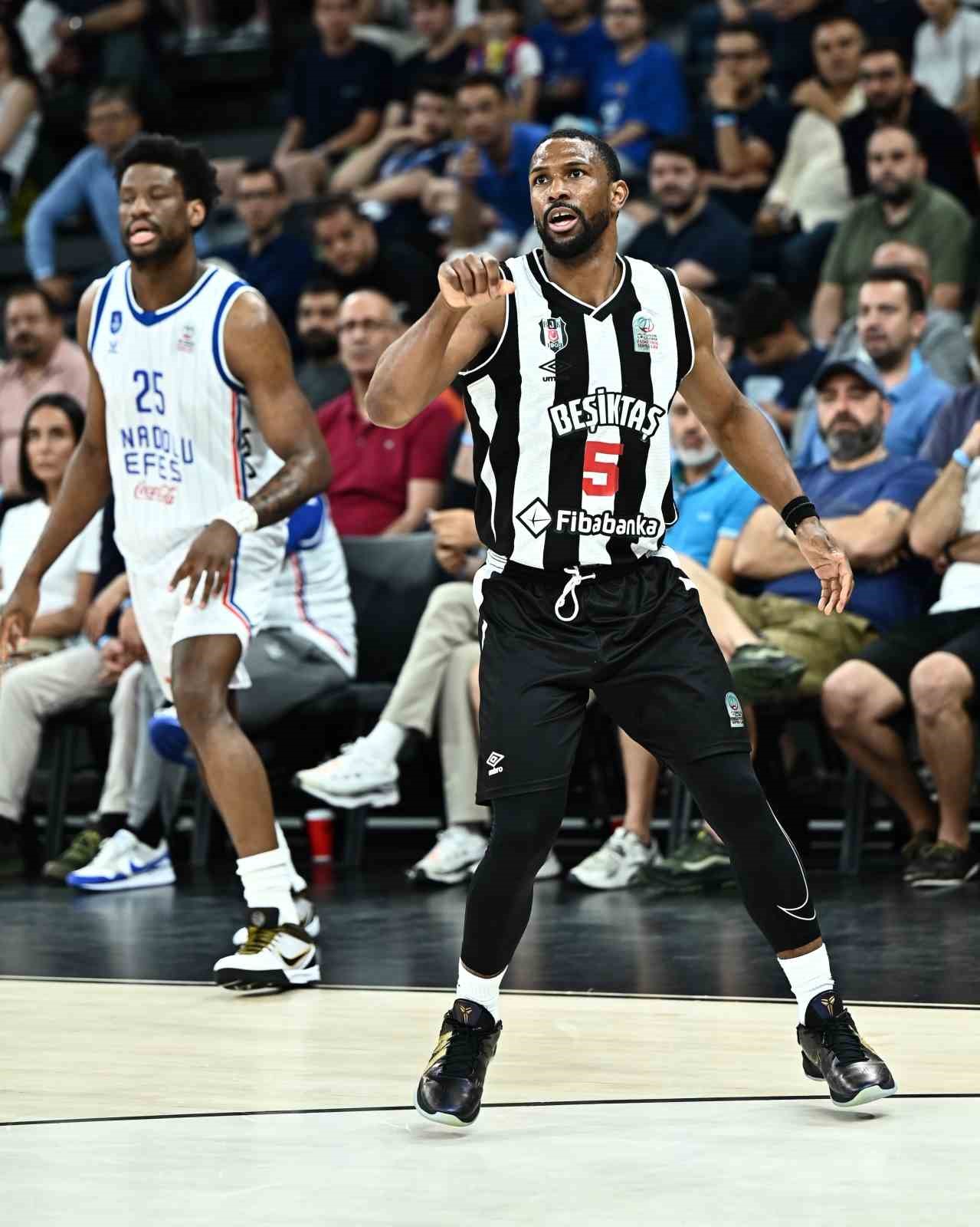 Basketbol Süper Ligi: A. Efes: 94 - Beşiktaş: 87 