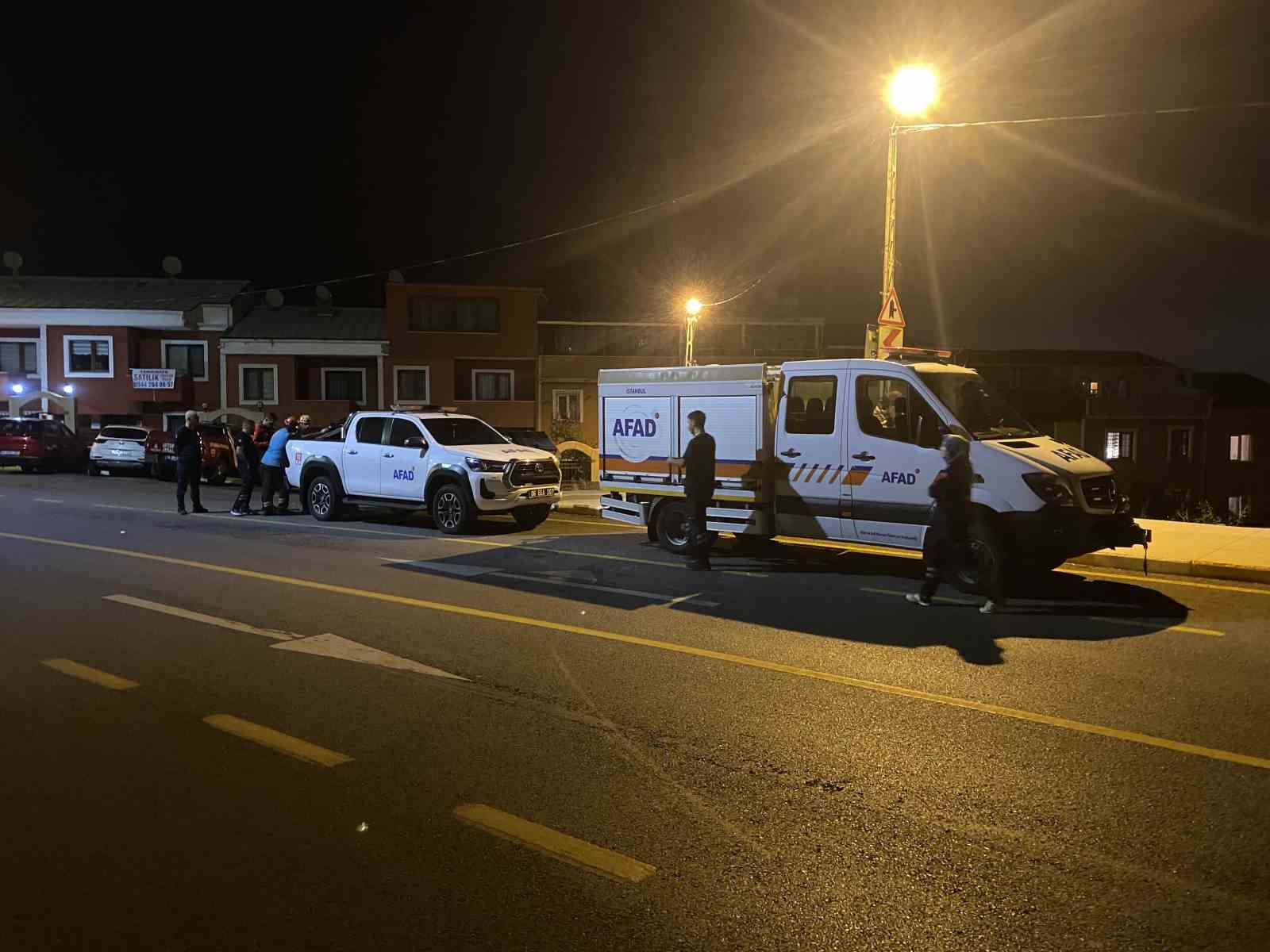 Pendik’te ormana girdikten sonra haber alınamayan şahıs için arama çalışmaları başlatıldı 