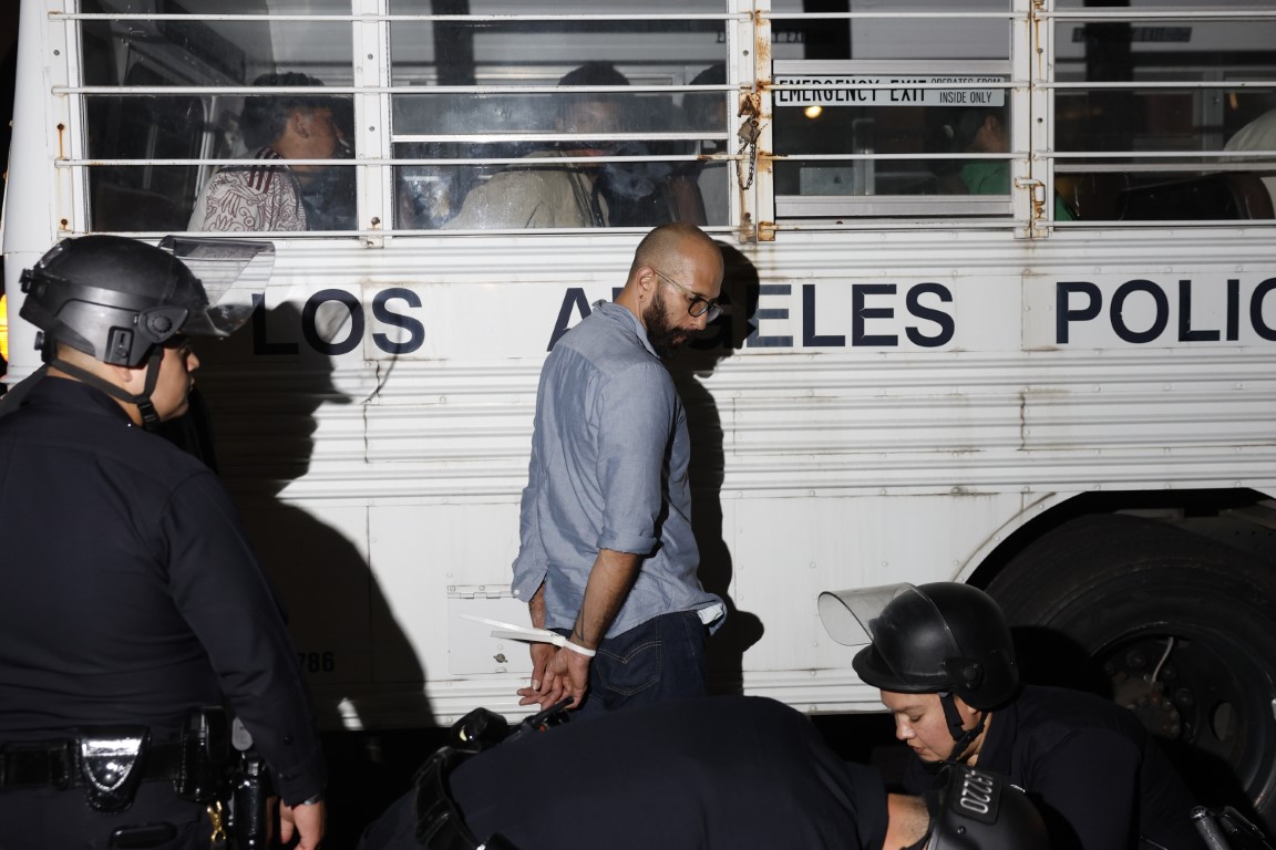 Los Angeles sokakları alev alev