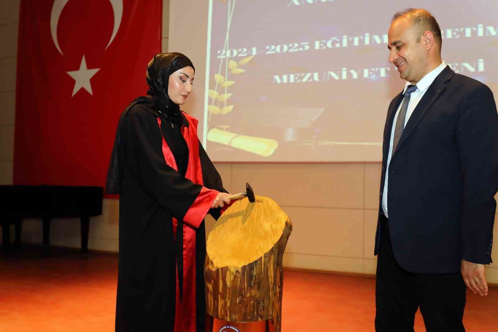 TOGÜ Tarım Mesleki ve Teknik Anadolu Lisesi ilk mezunlarını verdi 