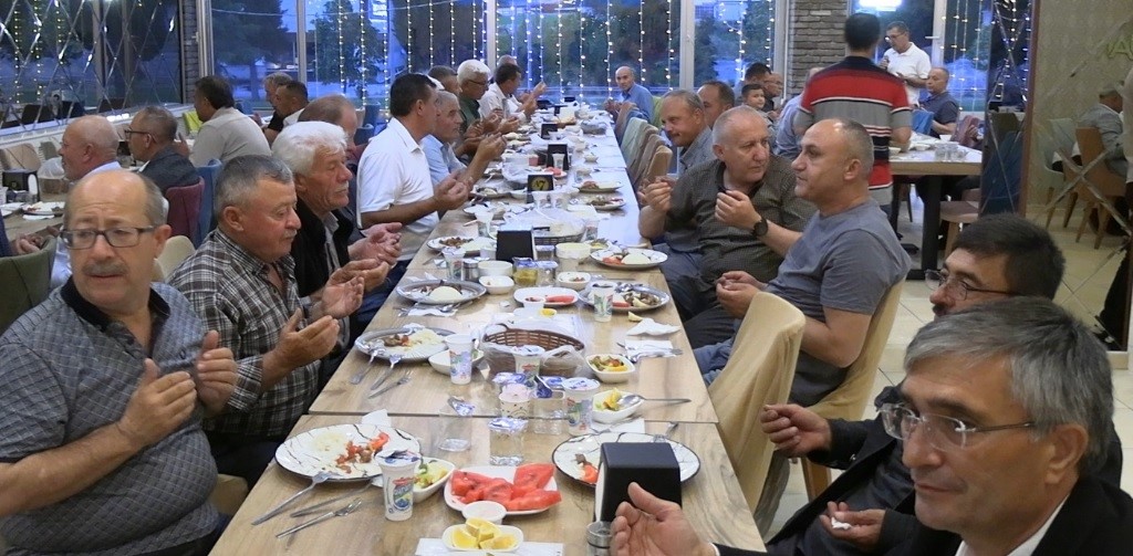 Tavşanlı muhtarlarından Kaymakam Baskın’a duygusal veda 