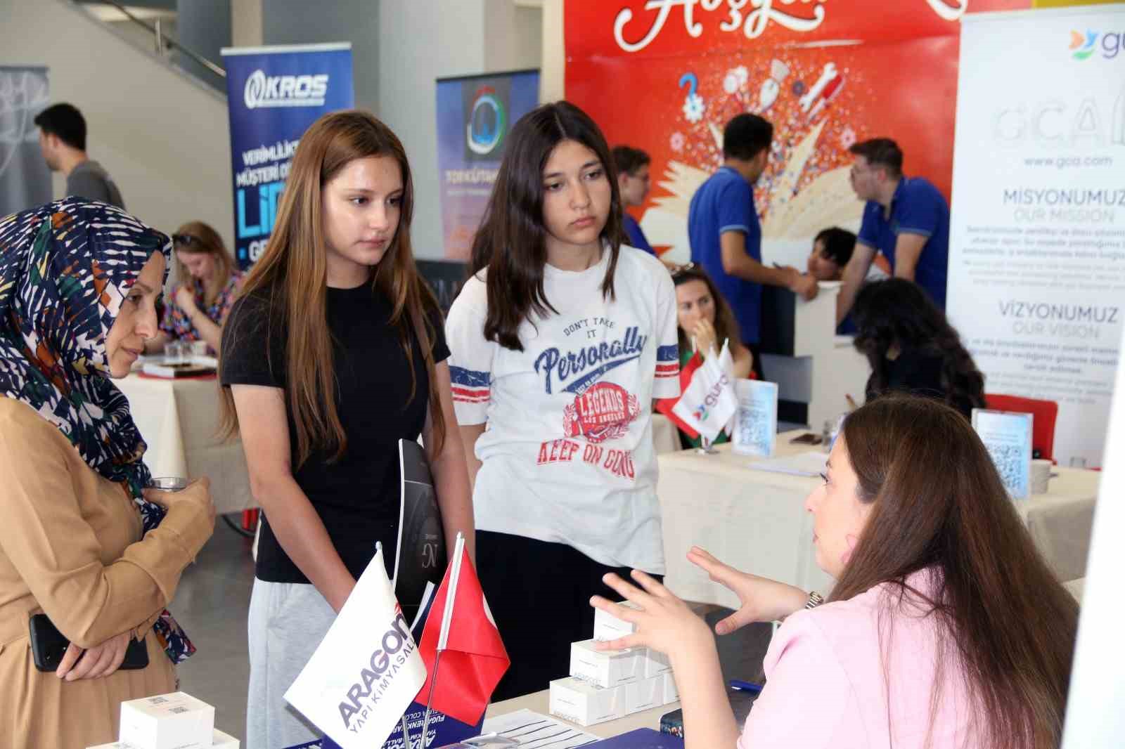 Kütahya OSB firmaları öğrencilerle buluştu 