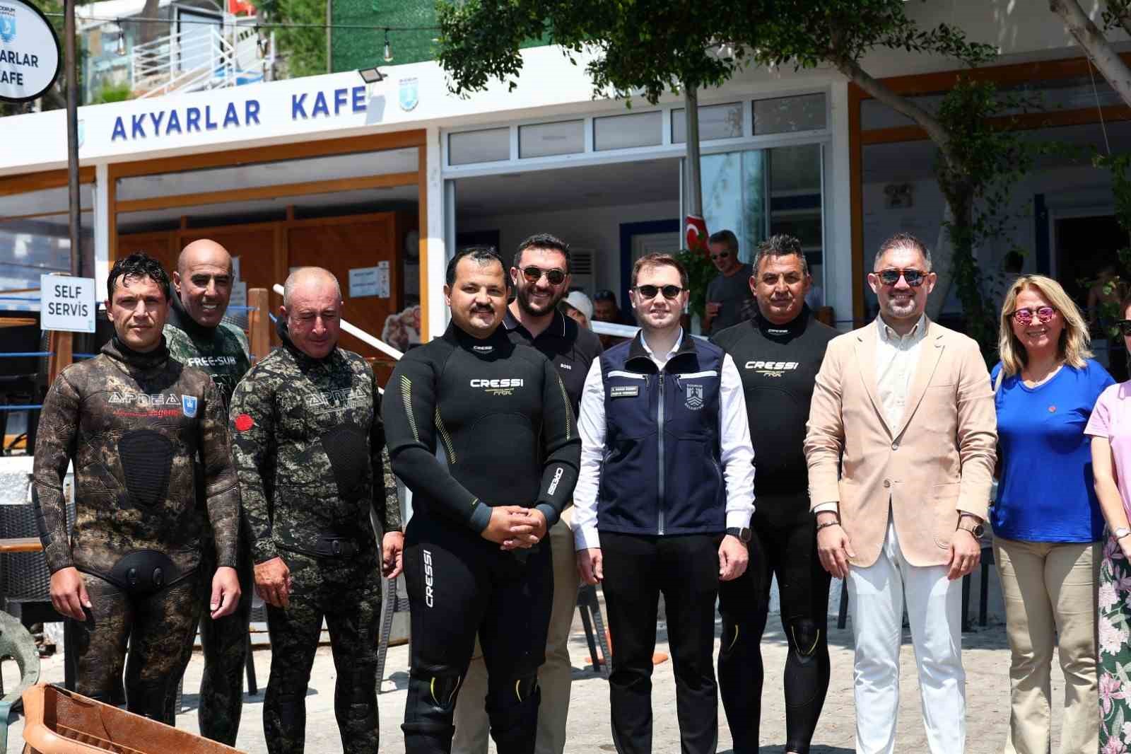 Bodrum Akyarlar’da deniz dibi temizliği 