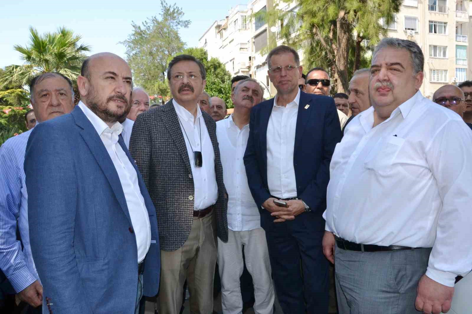 Hisarcıklıoğlu ve Atalay’dan Özgür Özel’e taziye ziyareti 