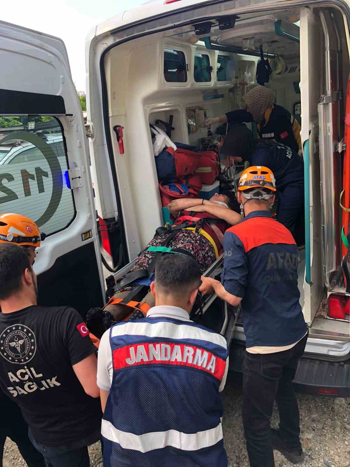 Kendisinden haber alınmayan kadın, arama ekipleri tarafından bulundu 