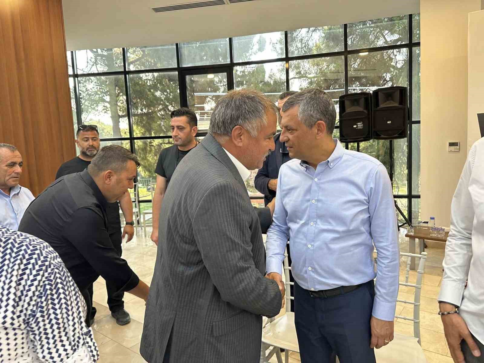 Başkan Pütün’den CHP lideri Özel ve Zeyrek ailesine taziye ziyareti 