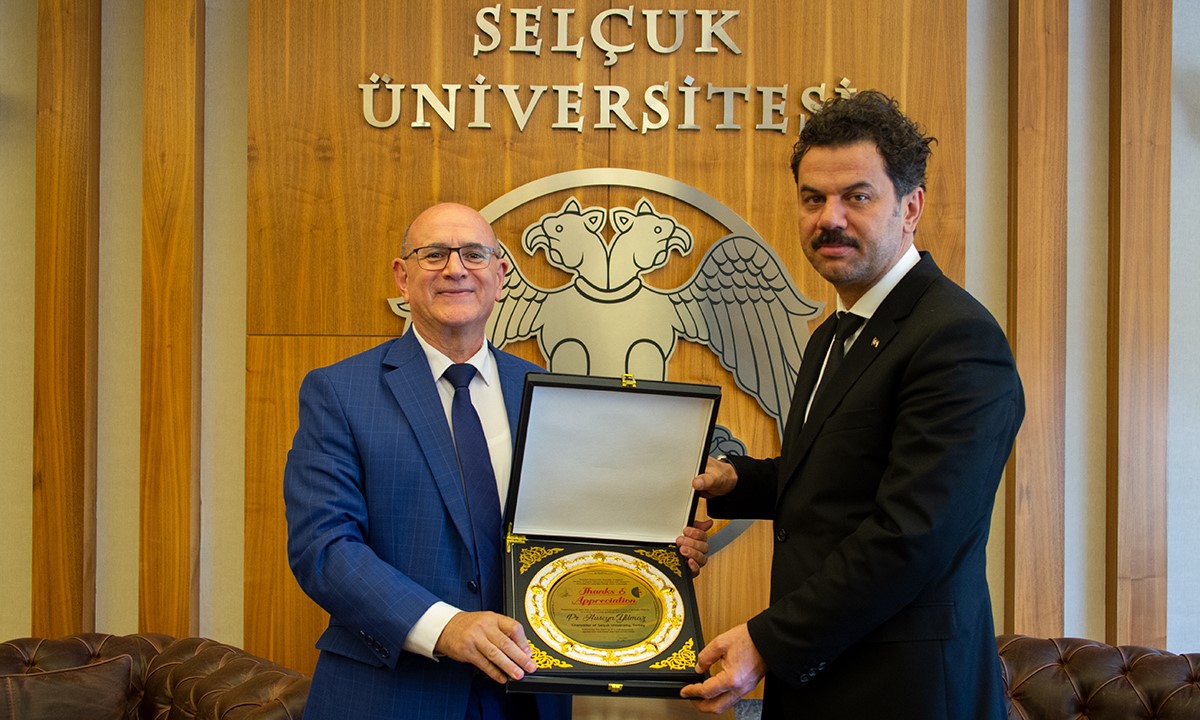 Selçuk Üniversitesi ile Oum El Bouaghı Üniversitesi arasında iş birliği 
